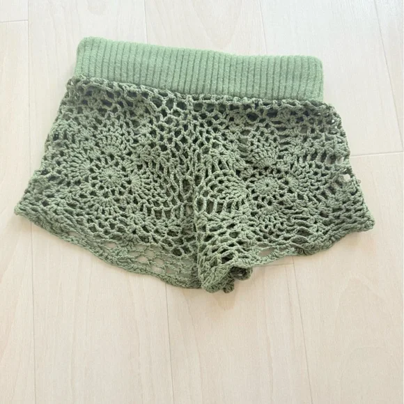 Frankie's Bikinis Green knit Women Shorts - Picture 3 of 4
